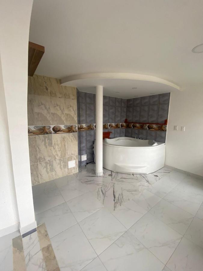 Hotel Zuhe Paipa Buitenkant foto